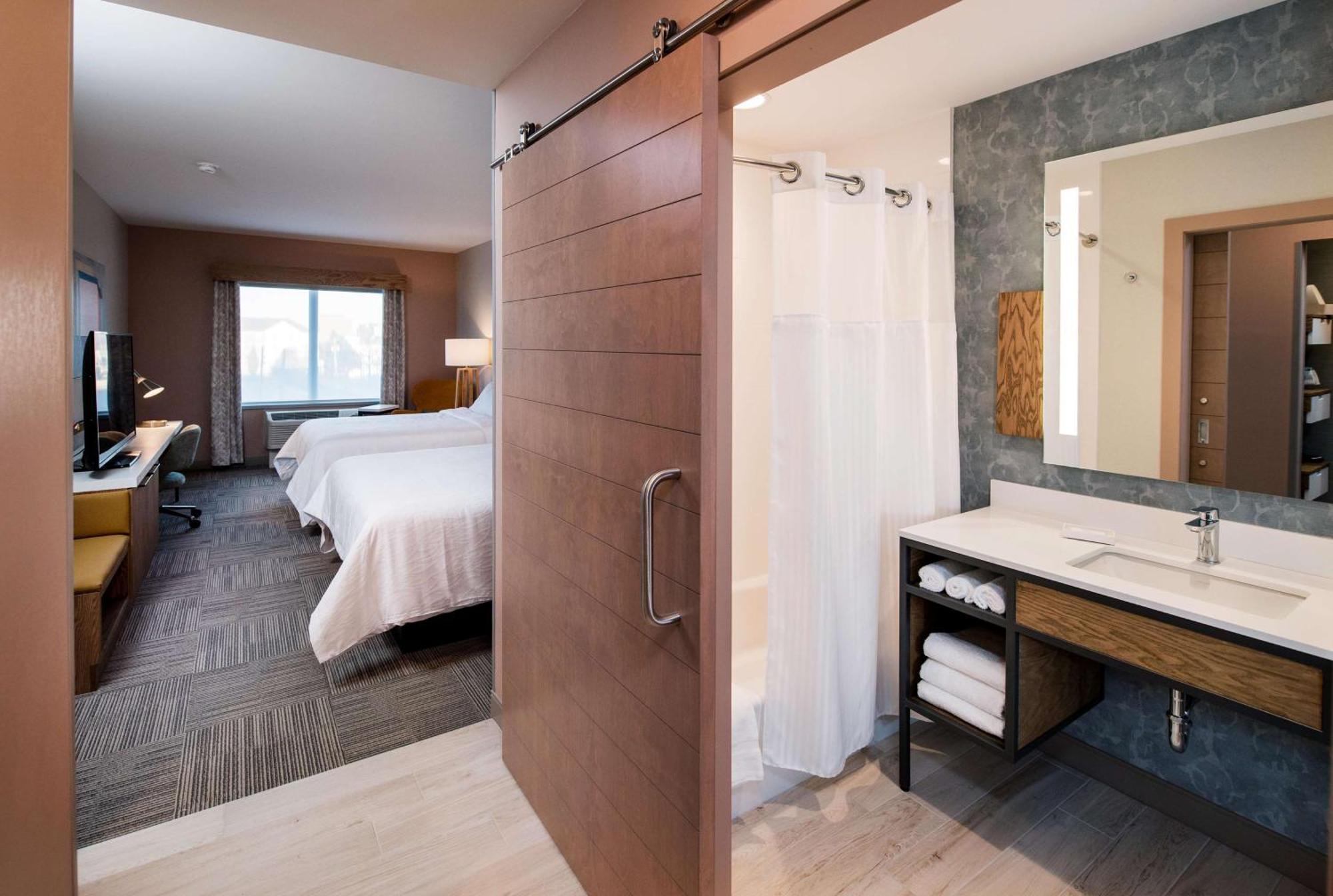 Hilton Garden Inn Moncton Downtown, Nb Exteriör bild